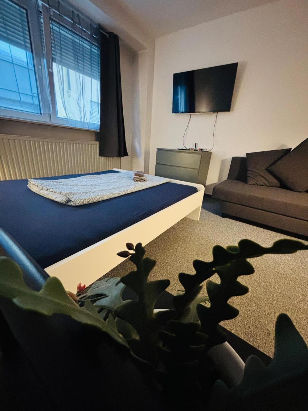 Basic-privat-zimmer In Der Innenstadt